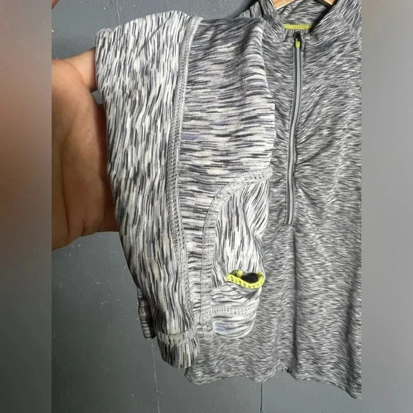 Athleta Mendoza 1/2 Zip Running Shirt Thumb Holes Space Dye Gray/Blue Sz XSmall - Picture 4 of 7